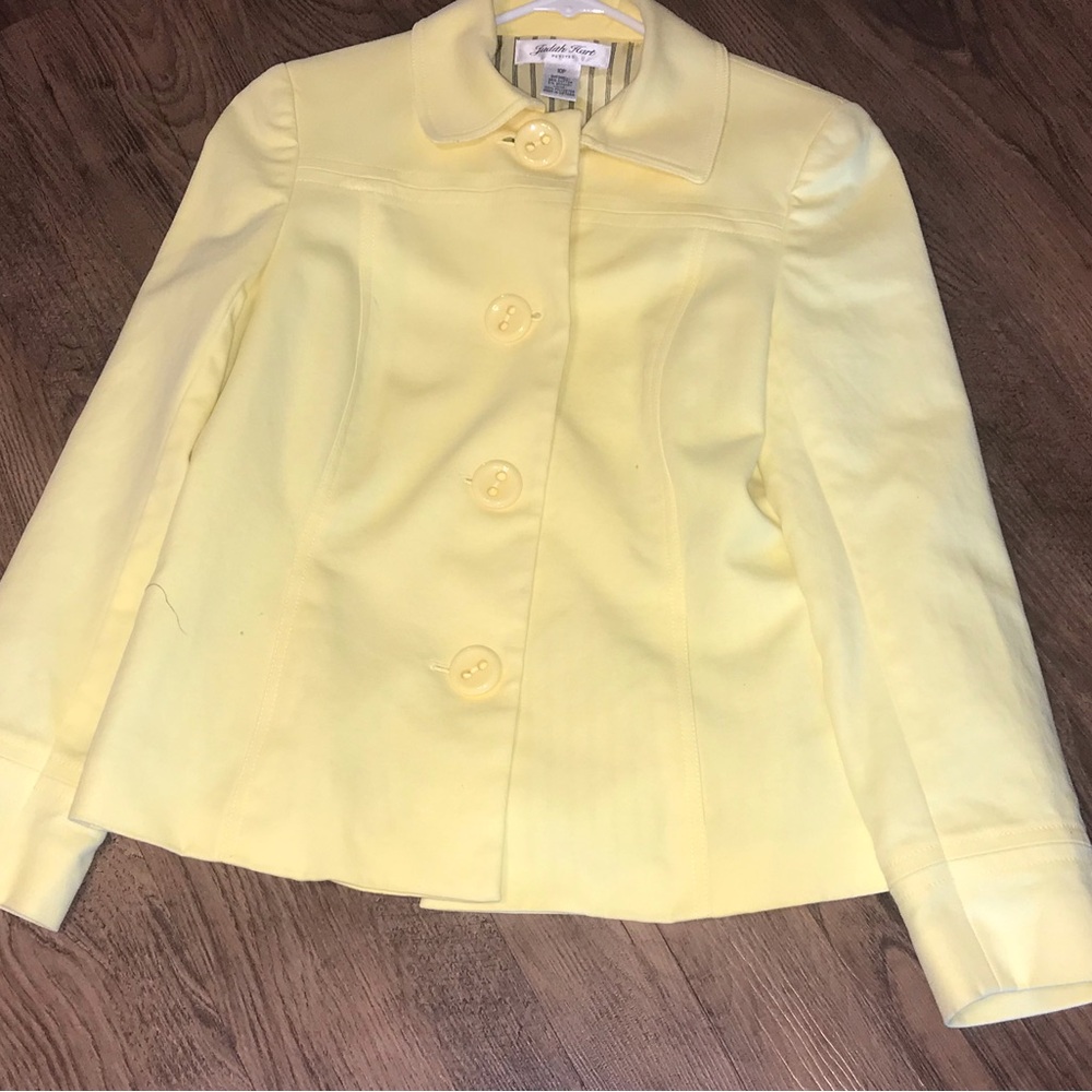RETAILS NEW FOR $189 Talbots BUTTERY POPCORN Yellow size 10 Button-Women's